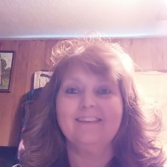 Meet your Posher, Cheryl - Picture 1 of 1